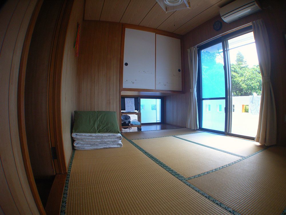 Minshuku Yadokari Hotel Zamami Kültér fotó