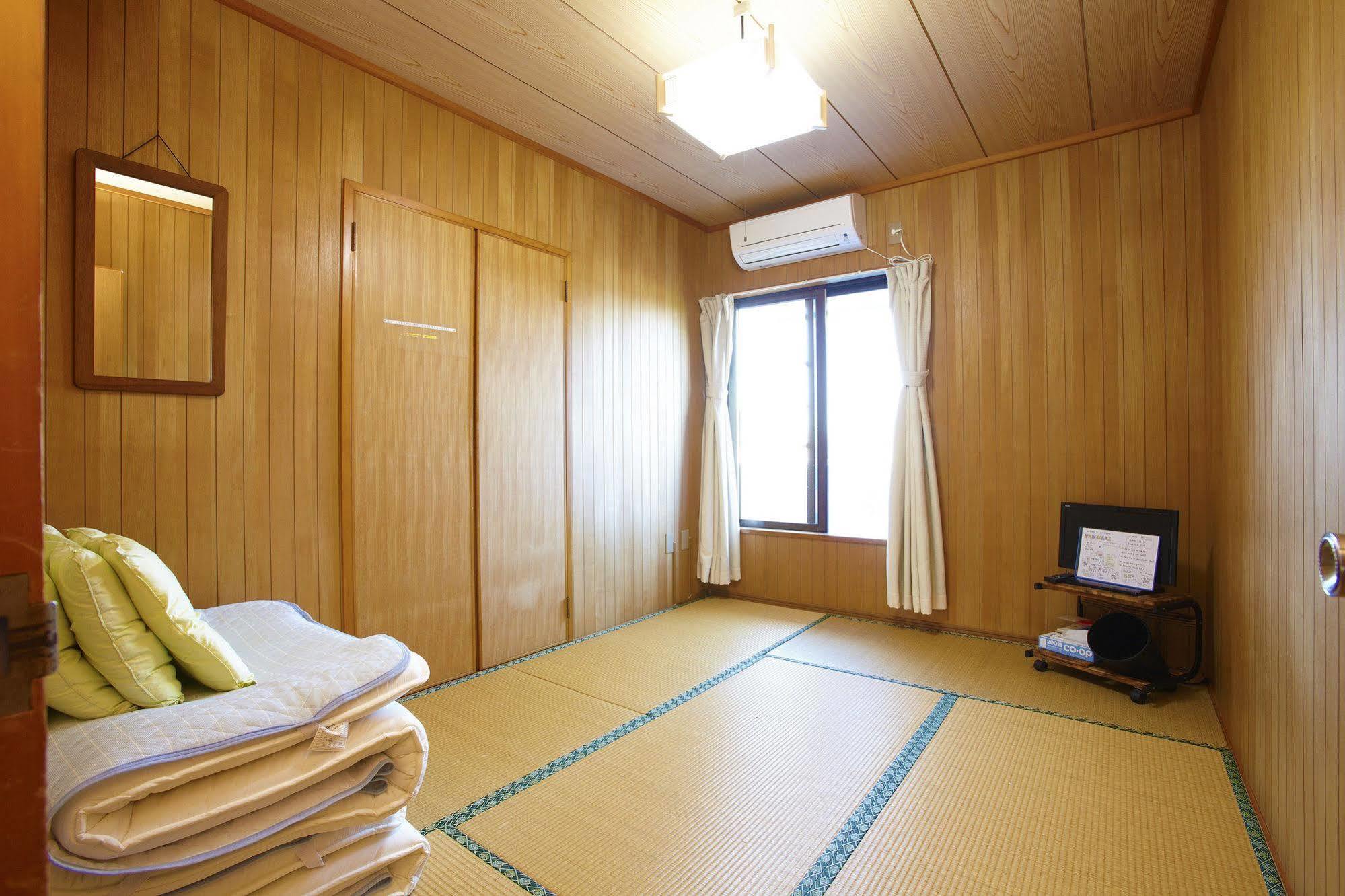 Minshuku Yadokari Hotel Zamami Kültér fotó
